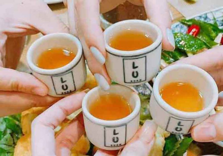 Địa chỉ bán rượu mơ ngâm thủ công đến TP. Đà Lạt